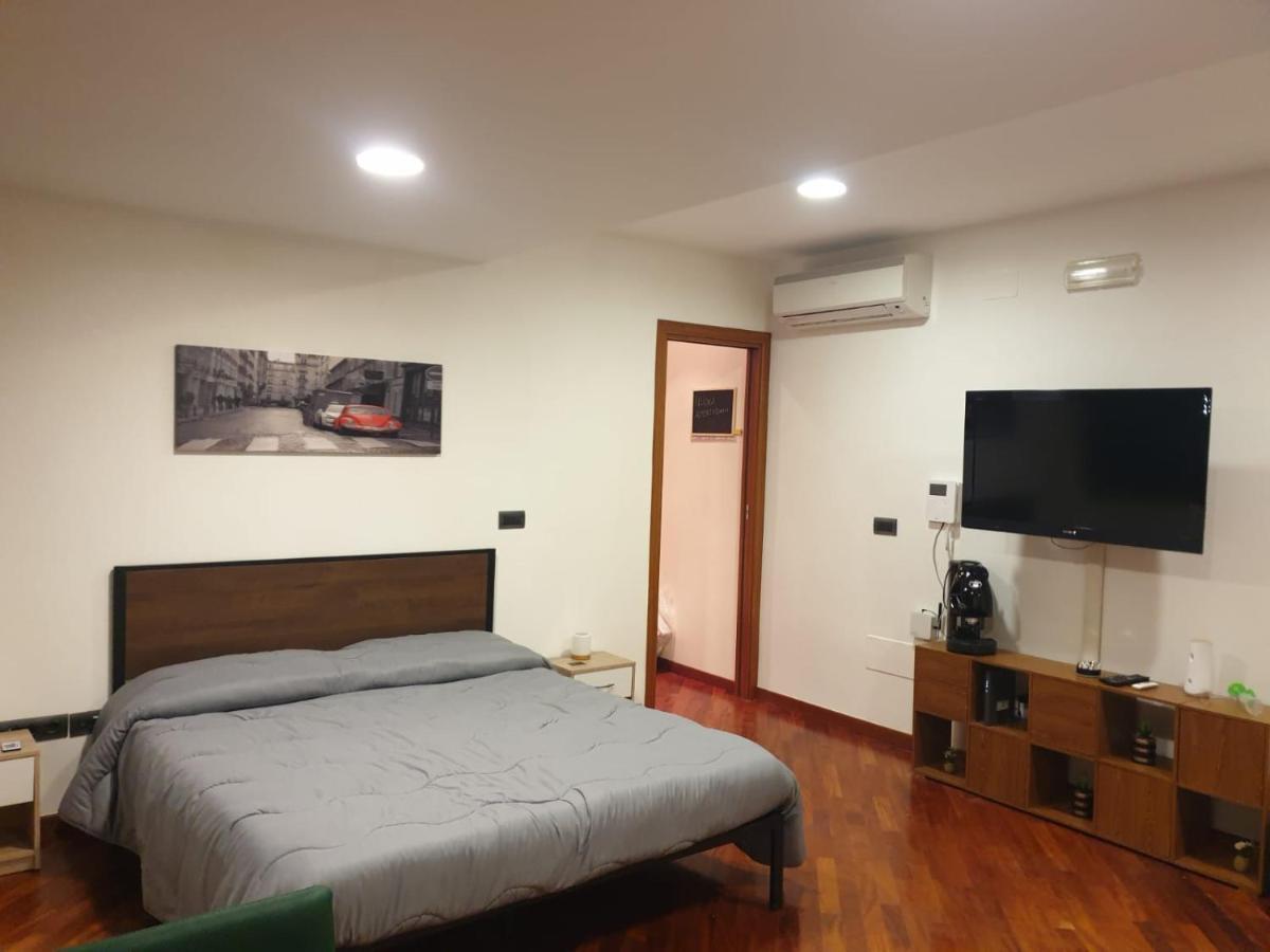 La Grotta Stazione Villa Salerno Exteriör bild
